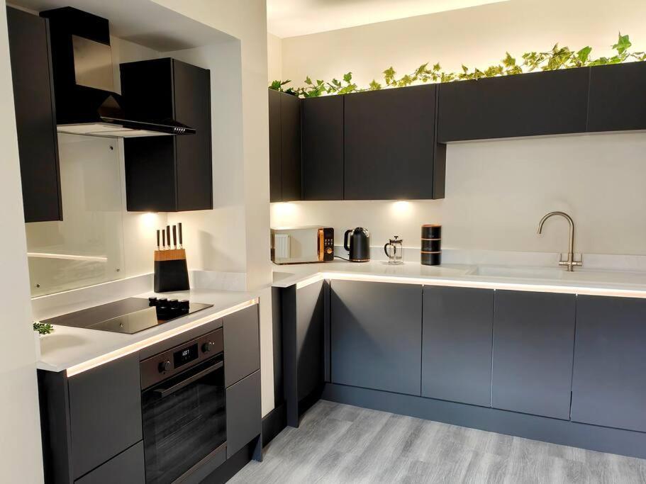 Carvetii - Anne House Room 1 - Dbl Bed Ground Floor En-Suite كارلايل المظهر الخارجي الصورة